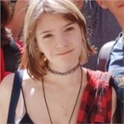 Soy una joven con gran capacidad de organización y de compresión. La filosofía siempre ha sido la materia que mejor se me ha dado, sacando siempre 10 o menciones. Conozco muchos métodos de estudio y de organización para poder ayudar a mis alumnos